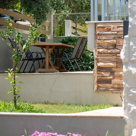 Hill Thassos Penzion 3*